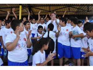 Germencik’te Yaz Spor Okulu Öğrencileri Sevindirildi