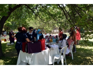 Kayseri Devlet Hastanesi Toplum Ruh Sağlığı Merkezi’nden (Trsm) Yaz Şenliği Düzenlendi