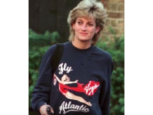 Prenses Diana’nın Sweatshirt’ü 47 Bin Euro’ya Satıldı
