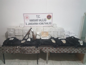 Şemdinli’de Çok Sayıda Av Tüfeği Ve Tıbbi Malzeme Ele Geçirildi