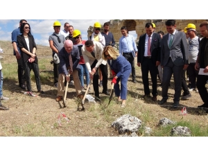 Büyük İskender’in Kurduğu Antik Kent Ortaya Çıkarılıyor