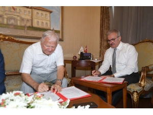 Hayırsever Vatandaştan Eğitime Destek