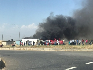 Seyir Halindeki Tırın Yanma Anı Kamerada