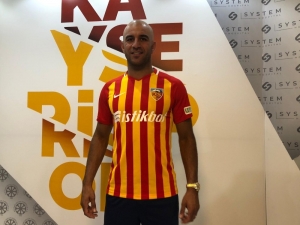 Kayserispor Abdennour İle Sözleşme Yaptı