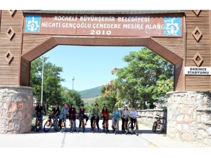 Akademi Liseliler, Sağlık İçin Pedal Çeviriyor