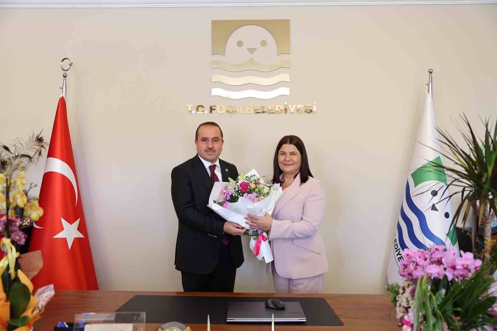 foca-yi-ziyaret-eden-kirkpinar-birikmis-sorunlari-el-ele-vererek-cozecegiz