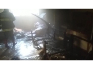 Ateşle Oynayan Çocuk Evi Yaktı