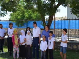 Hozat’ta En Çok Kitap Okuyan Öğrenciler Bisikletle Ödüllendirildi