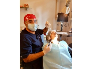 Diş Sağlığında Kemik Kaybı Oluşmadan İmplant Yapılması Çok Önemli