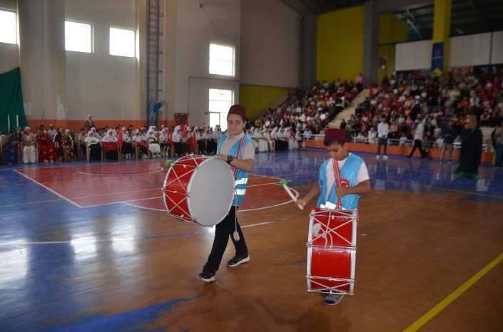 bulanik-ta-tugva-yaz-okulu-coskusu-2-bin-500-ogrenci-mezuniyet-sevinci-yasadi