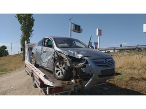Aksaray’da Otomobil Şarampole Devrildi: 5 Yaralı