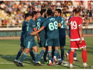 Fenerbahçe Hazırlık Maçında Boluspor’u 2-0 Mağlup Etti