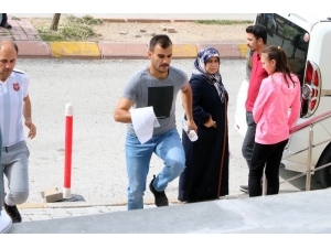 Kpss’de Adaylar Zamanla Yarıştı