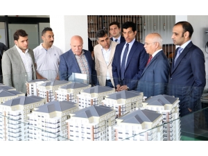 Katar Büyükelçisi Erzurum’a Hayran Kaldı