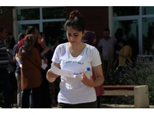 Denizli’de 16 Bin Aday Kpss’de Ter Döktü