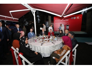 Başkan Yüce: “Vatanına Ve Bayrağına Sevdalı Bir Milletiz”