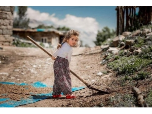 Pkk’nın Bombası 2 Çocuğu Öldürdü, Geriye Bu Fotoğrafları Kaldı