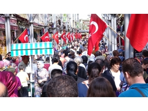 ’İndirimdeki Ürünü Kaçırdım’ Diye Üzülüyorsanız Tüketim Bağımlısı Olabilirsiniz
