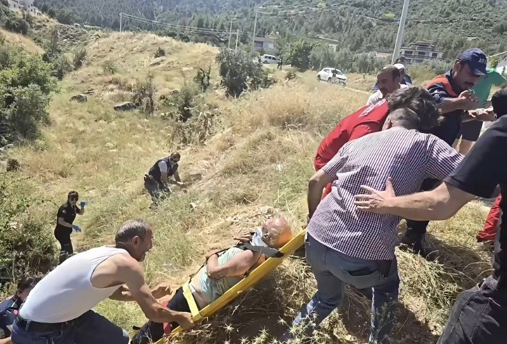 dere-yatagina-yuvarlanan-yasli-adam-dron-ve-iz-takip-kopekleri-sayesinde-bulundu