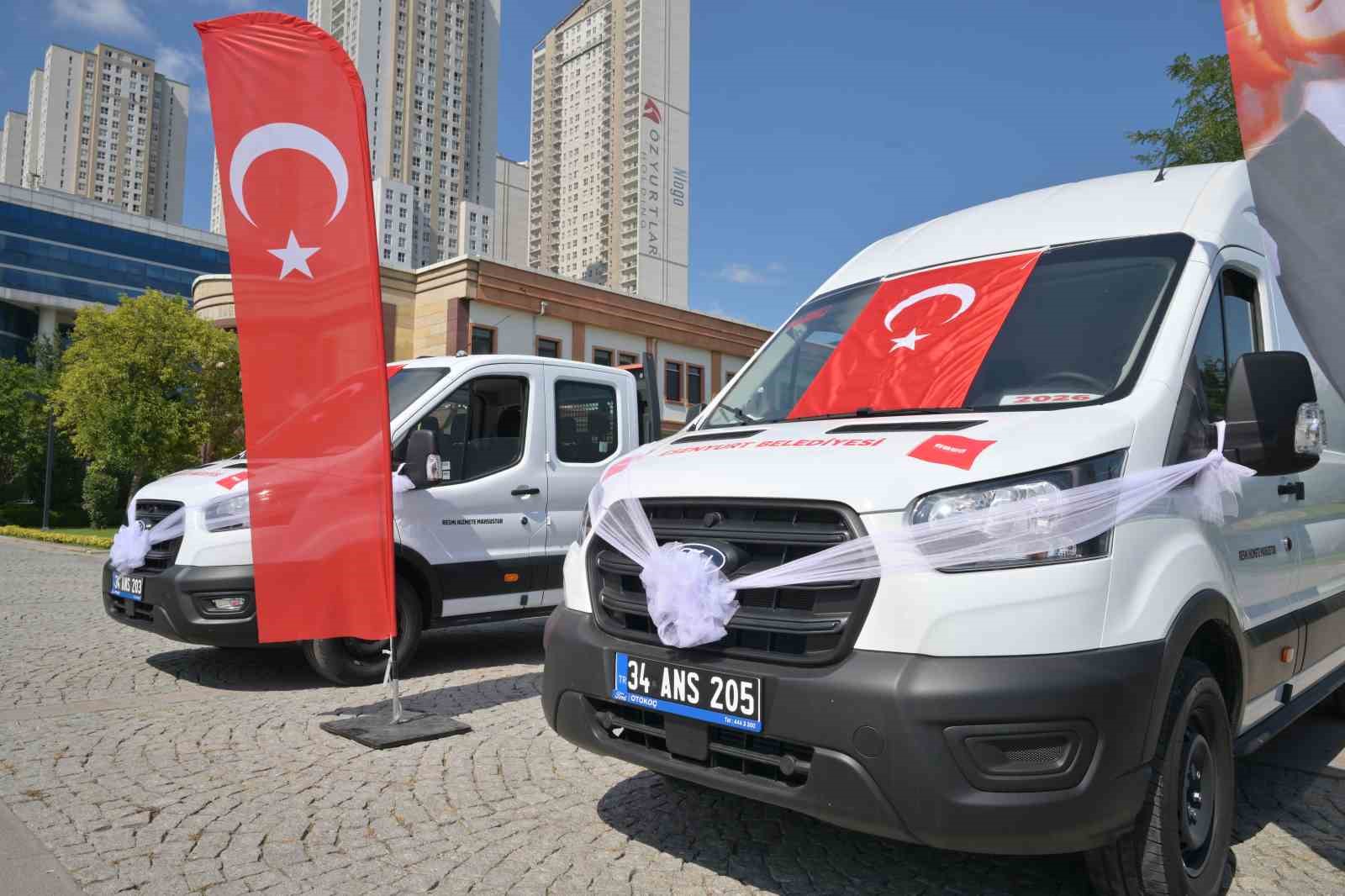 esenyurt-belediyesi-filosuna-50-yeni-arac-daha-katti