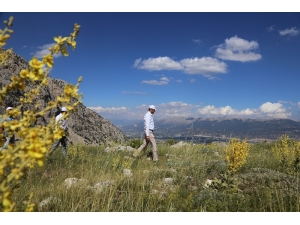 Kaş’ın Doğa Harikası, Yeşil Göl Ve Uçarsu Şelalesi