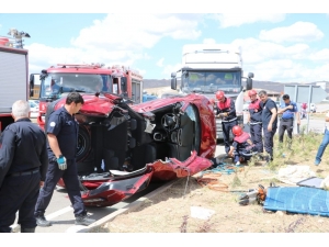 İki Gün Arayla Aynı Kavşakta İkinci Kaza: 4 Yaralı