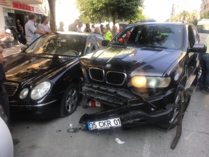 Denizli’de Lüks Araç Ortalığı Birbirine Kattı