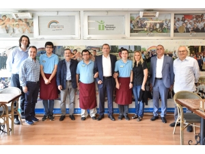 Kardeş Şehir Ayvalık Belediyesi’nden Tepebaşı’na Ziyaret