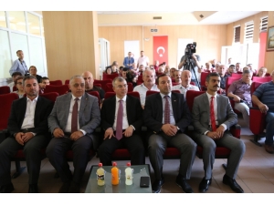 Artvin Kızılay’ından Kan Bağışçılarına Madalya