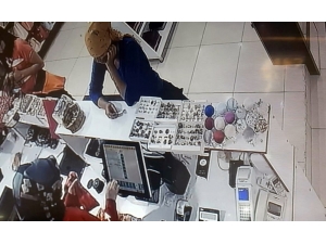 İşbaşındaki ‘Tırnakçılar’ Uyanık Tezgahtar Engeline Takıldı