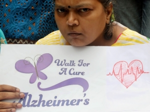 Alzaymıra Karşı Günde 8 Bin Adım