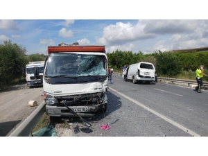 Arnavutköy’de Trafik Kazası: 2 Yaralı