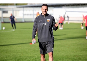 Miguel Lopes Kampa Katıldı