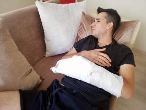 E-5’te Motosiklet Sürücüsüne Çarpıp Böyle Kaçtı