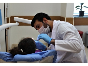 Süt Dişlerinin Bakımı, Besin Tüketimi Ve Konuşma İçin Önemli