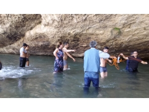 Suda Yaşanan Can Pazarı Kamerada