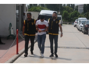 Misafirliğe Gittiği Evi Soydu