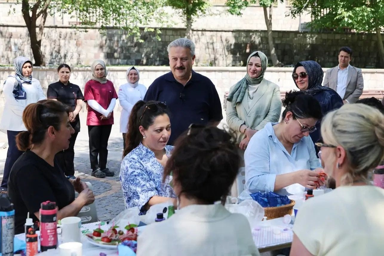 melikgazi-nin-gesi-kamp-merkezi-yaz-boyunca-renkli-ve-verimli-etkinliklere-ev-sahipligi-yapti