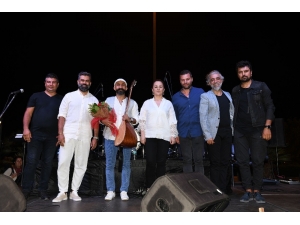 Grup Mecaz’dan Unutulmaz Gece