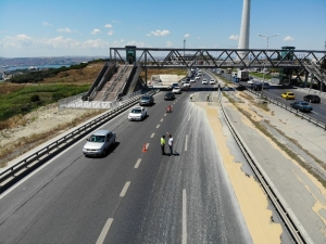 Büyükçekmece E-5’te Yoldaki Su Sızıntısı Ve Kabarmaların Nedeni Belli Oldu