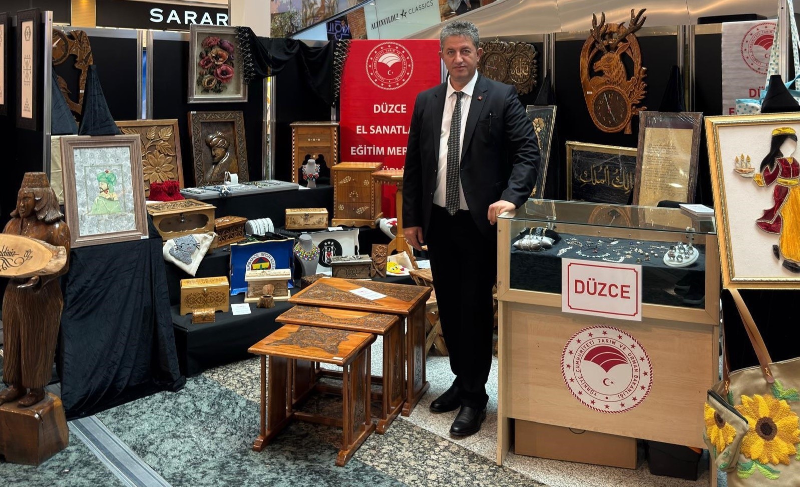 duzce-yi-el-emegi-urunlerle-ankara-da-temsil-ettiler