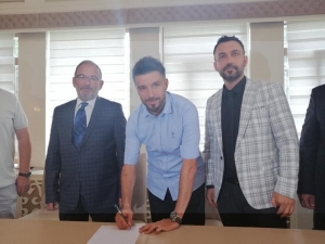 Belediye Kütahyaspor’da Teknik Direktörlük Görevine Polat Çetin Getirildi