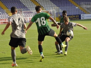 Denizlispor Hazırlık Maçında Altay’ı 3-1 Yendi