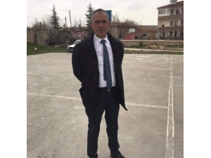 Muhtarı Bıçaklayan Şahıs Yoğun Bakımda