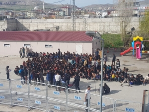 9 Günde Bin 535 Kaçak Göçmen Yakalandı