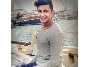 Yarış Yaptığı İddia Edilen 20 Yaşındaki Motosikletli Genç Kazada Öldü