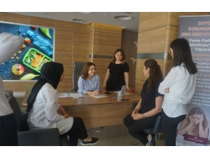 Duygusal Yeme Ataklarında Psikolog Desteği Alınmalı