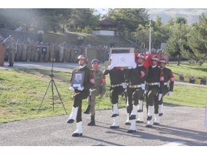 Pençe Harekatı’nda Şehit Düşen Asker Törenle Memleketine Uğurlandı