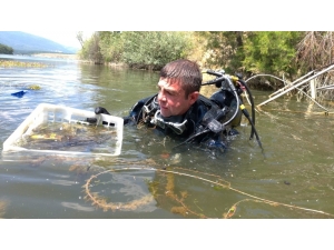 Balık Adamlar Su Altını, Gönüllüler Kıyıları Temizledi