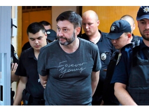 Ukrayna, Rus Gazetecinin Tutukluluk Süresini Uzattı